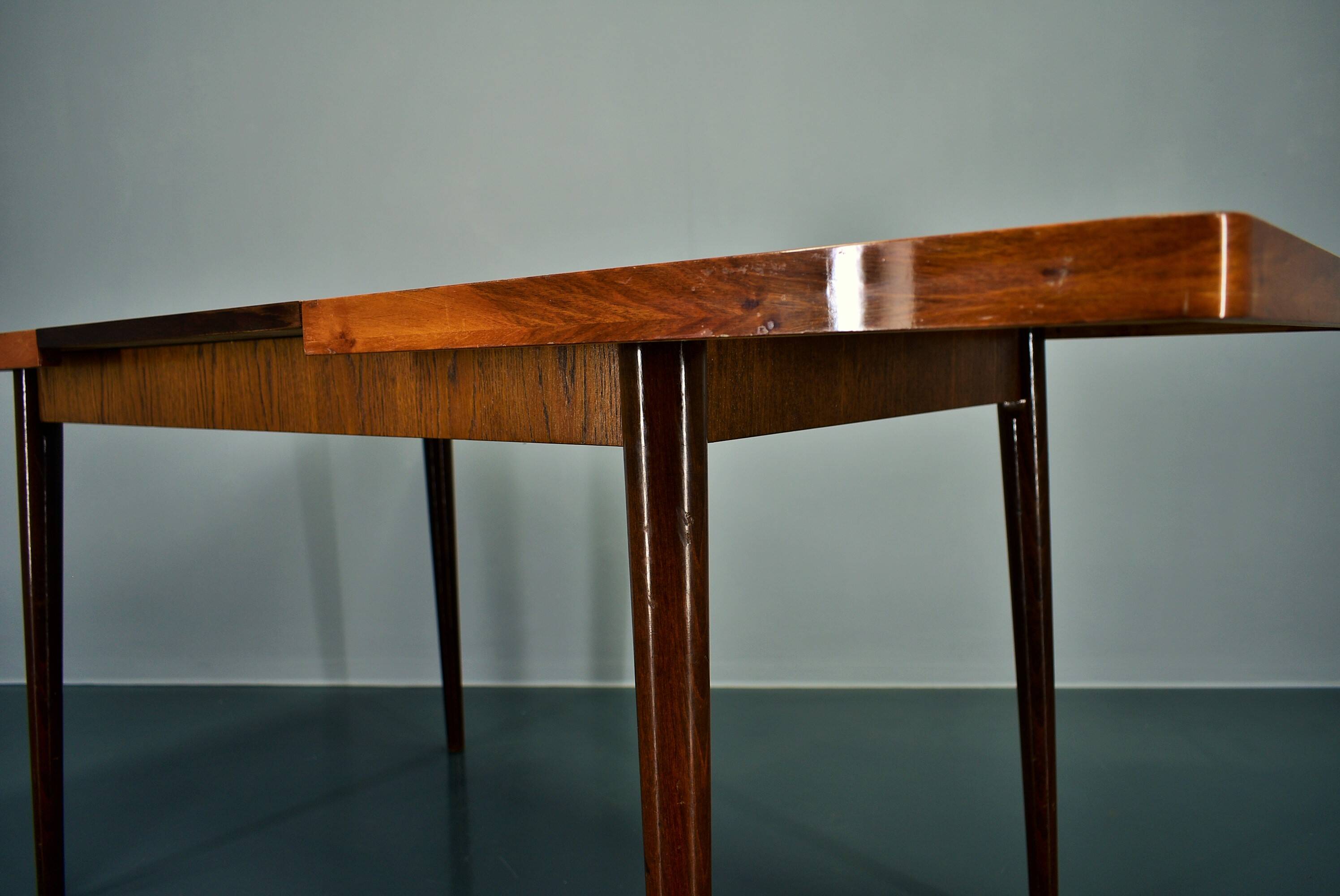 1960s Antonin Šuman Extendable Dining Table in Walnut, Czechoslovakia