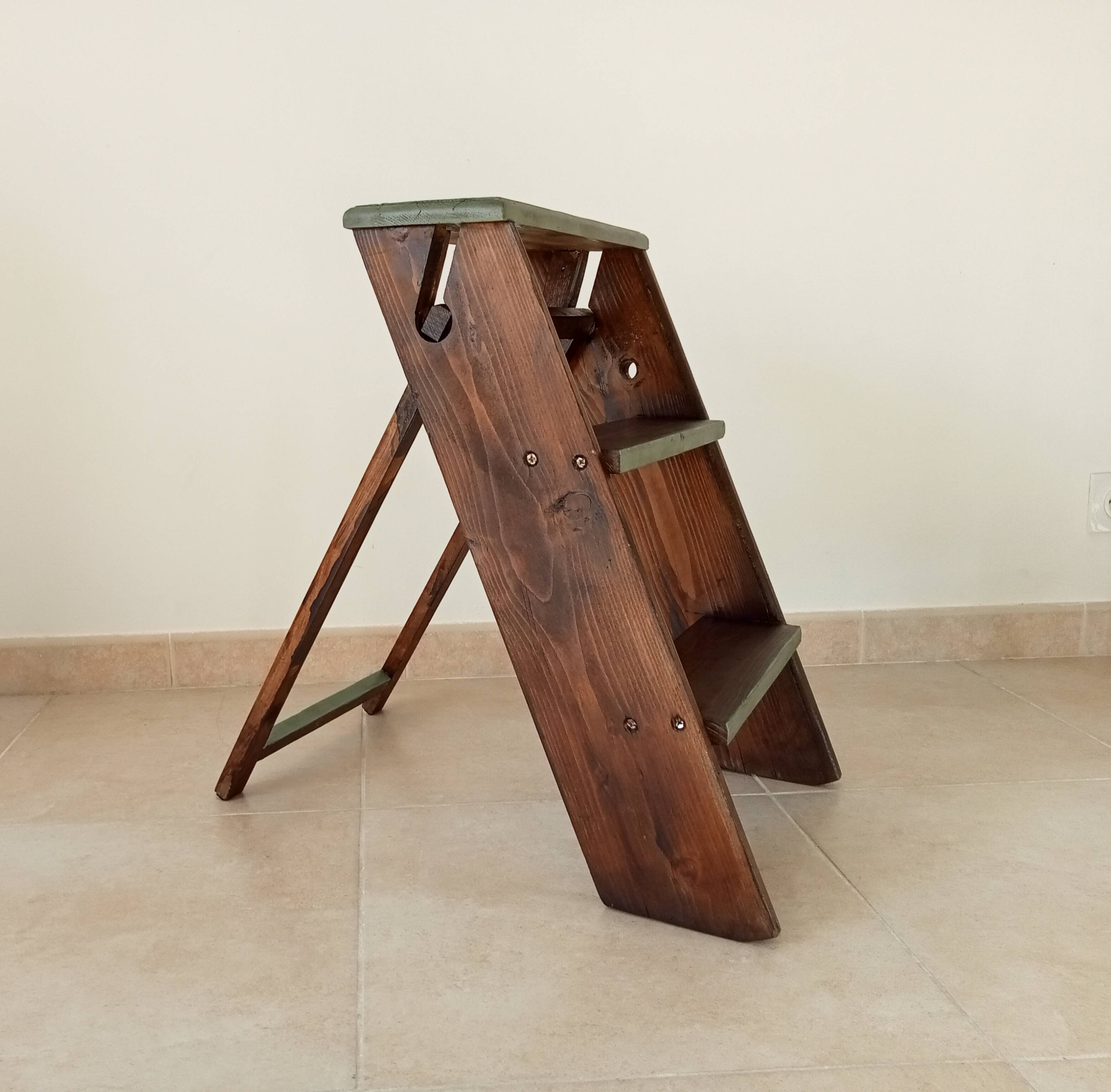 Vintage painter's stepladder