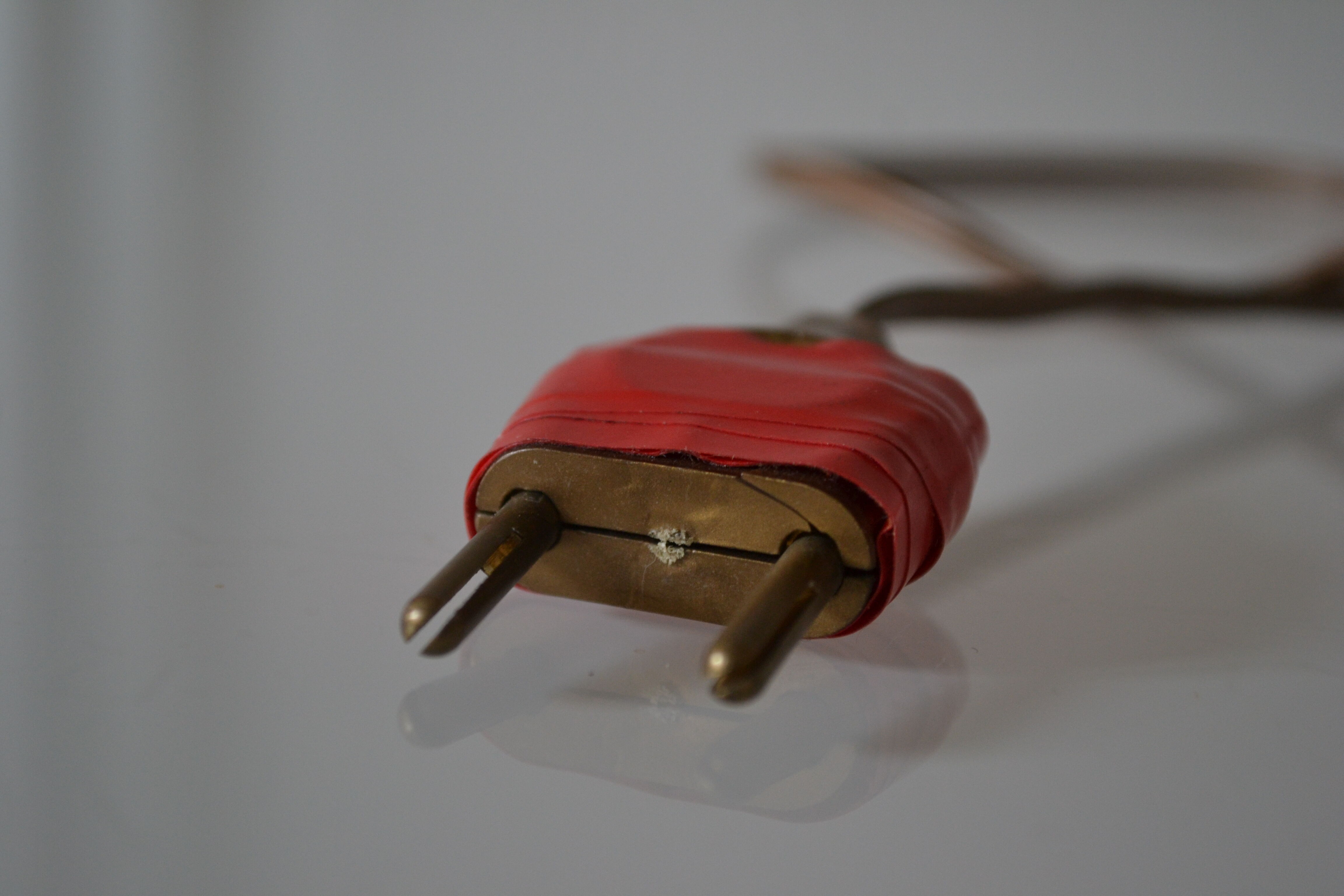 Modernist brutalist lamp free form years 60 olive wood