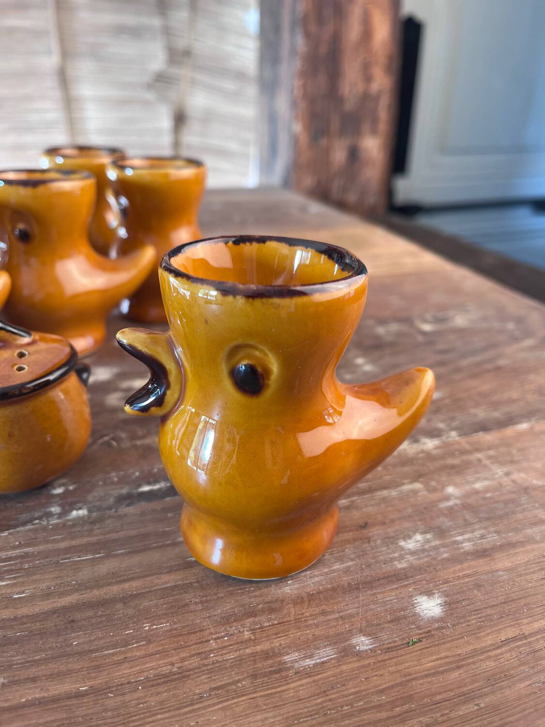 6 egg cups and 2 salt cellars from the 50s