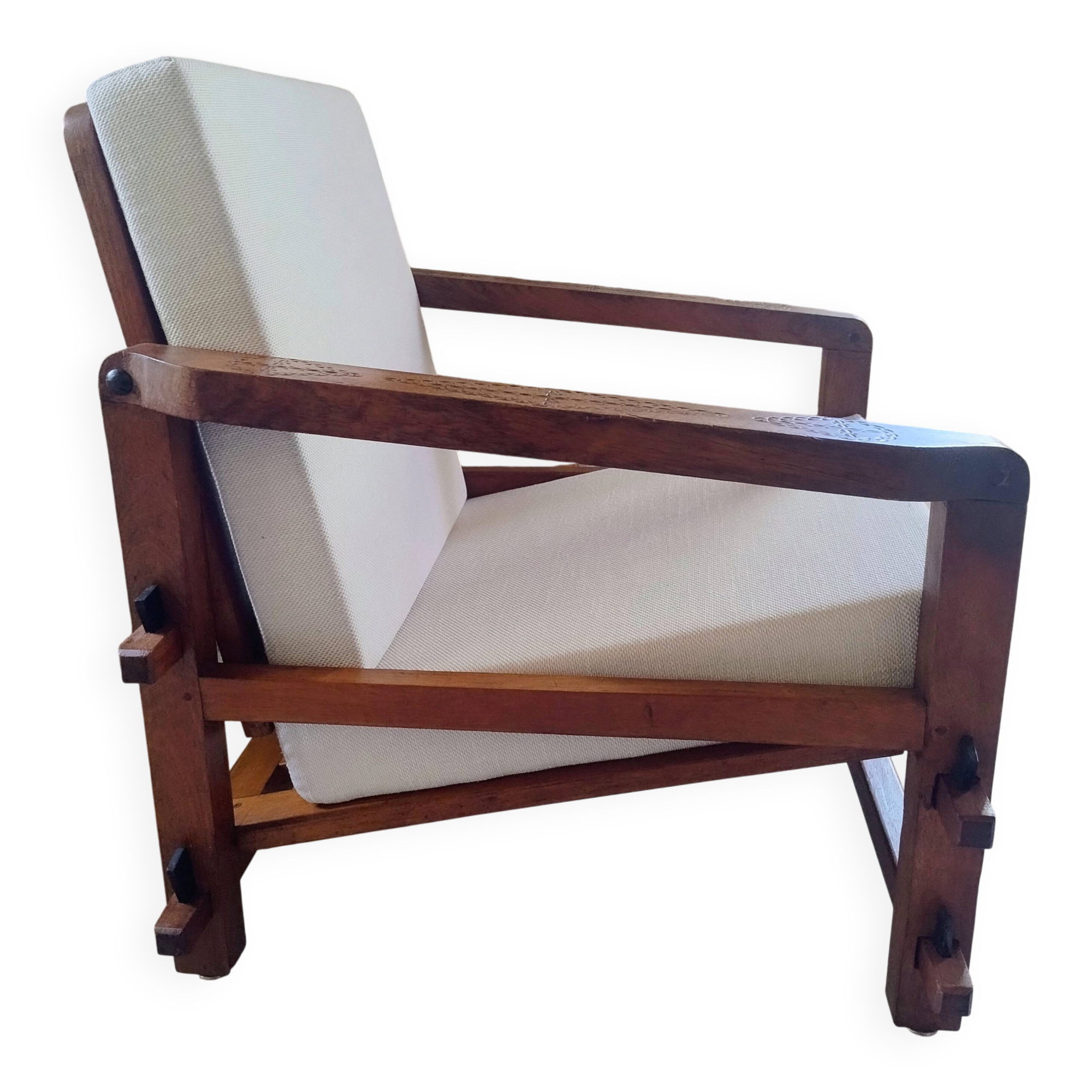 Large armchair from the 1930s
