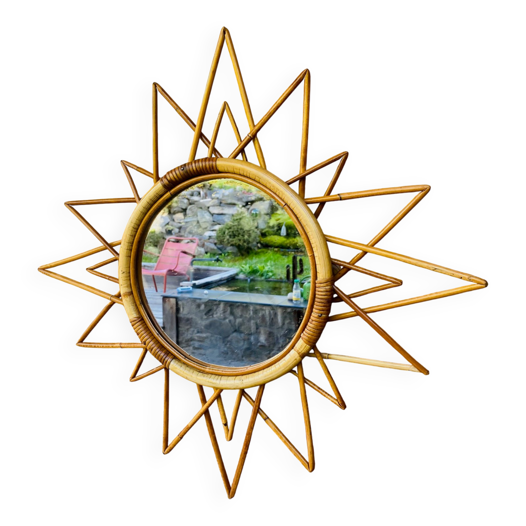 Vintage 60s/70s rattan sun mirror.