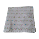 Children's taie with florets