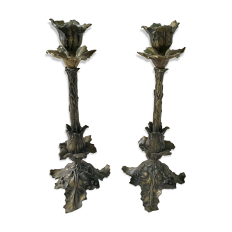 2 candlesticks, leaf holly