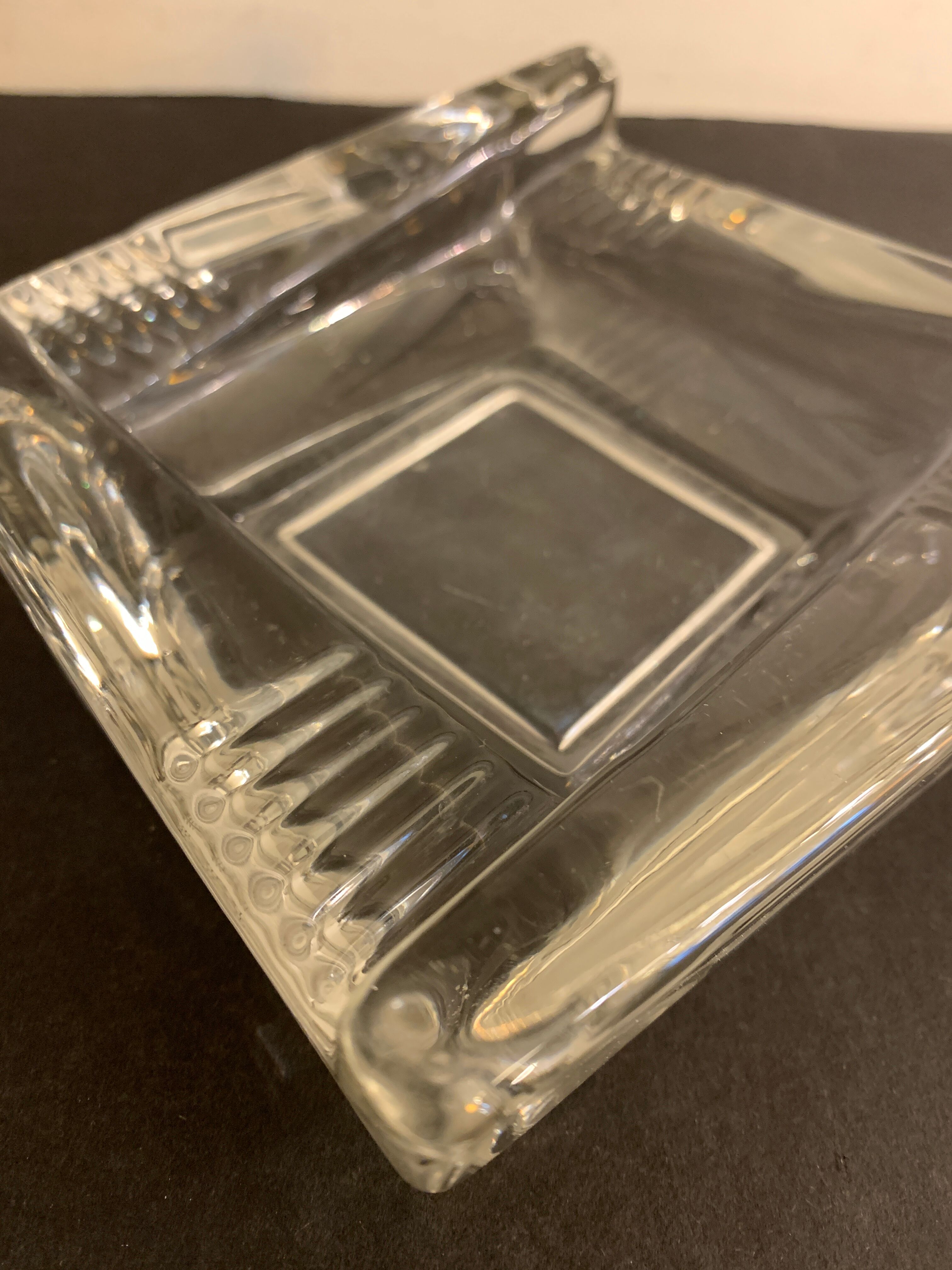 Transparent moulded glass ashtray