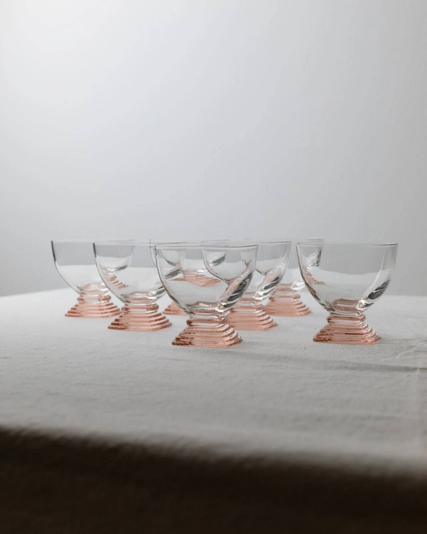 7 Retro Murano Glass Drinking Glasses - Pink, Peach & Clear Glass, 1970s Italy, Mid-Century Set