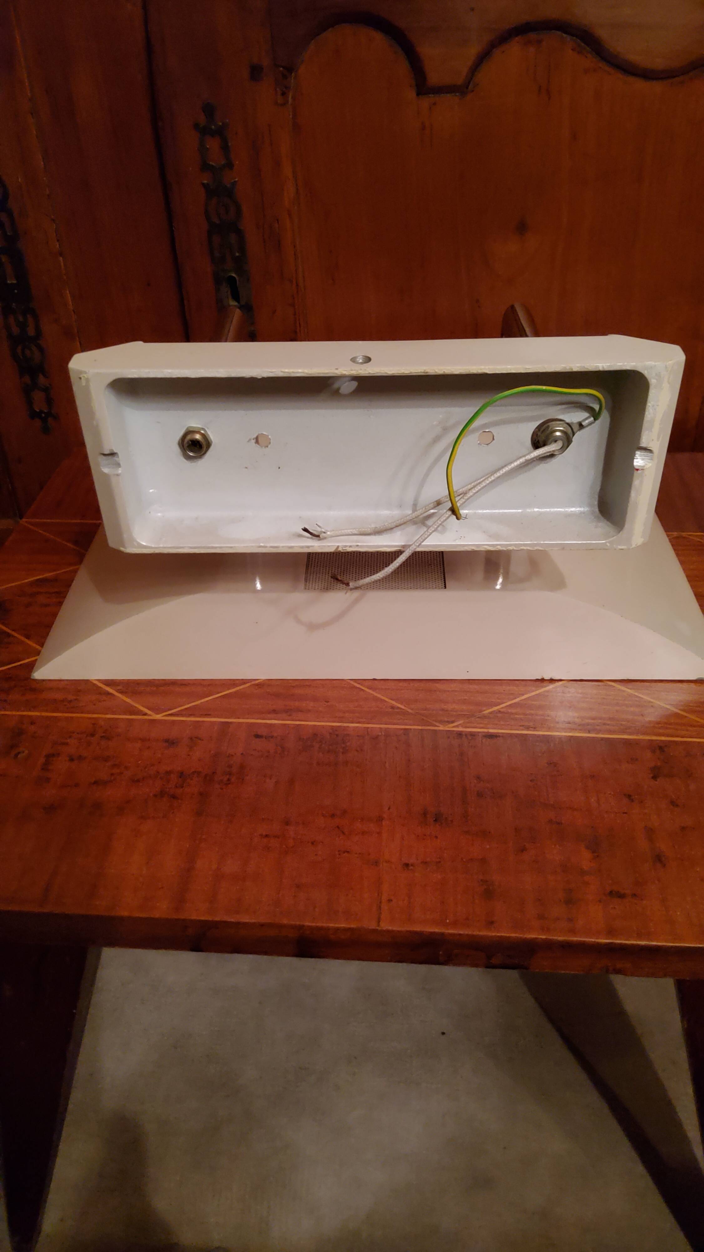 Italian design wall lamp Fratelli Martini from the 70s/80s