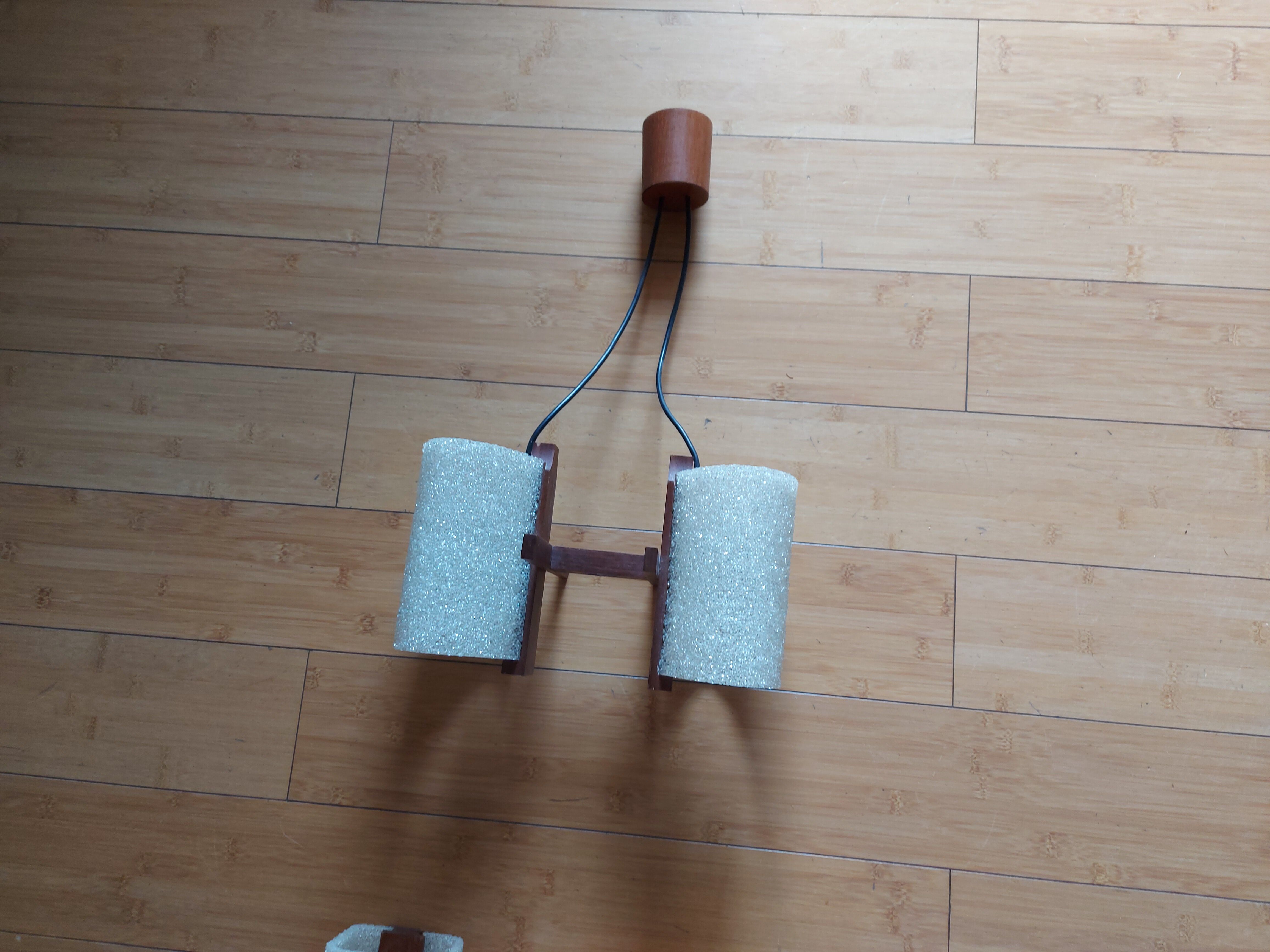 Scandinavian suspension with its two wall light