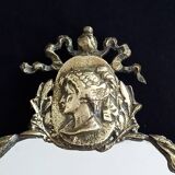 Round Mirror With Ribbon Crest And Portrait Of Lady In Golden Metal
