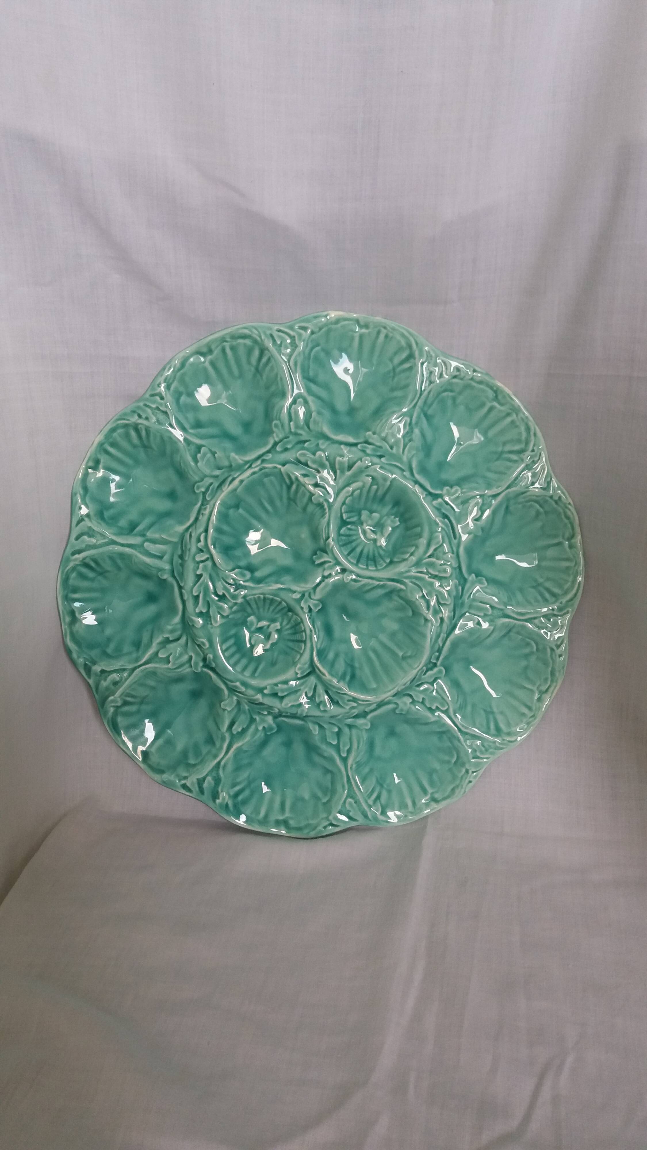 Turquoise barbotine oyster dish Gien France
