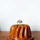 Ceramic cake mold table lamp