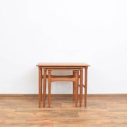 Tables gigognes en teck danois des années 50, ensemble de 3