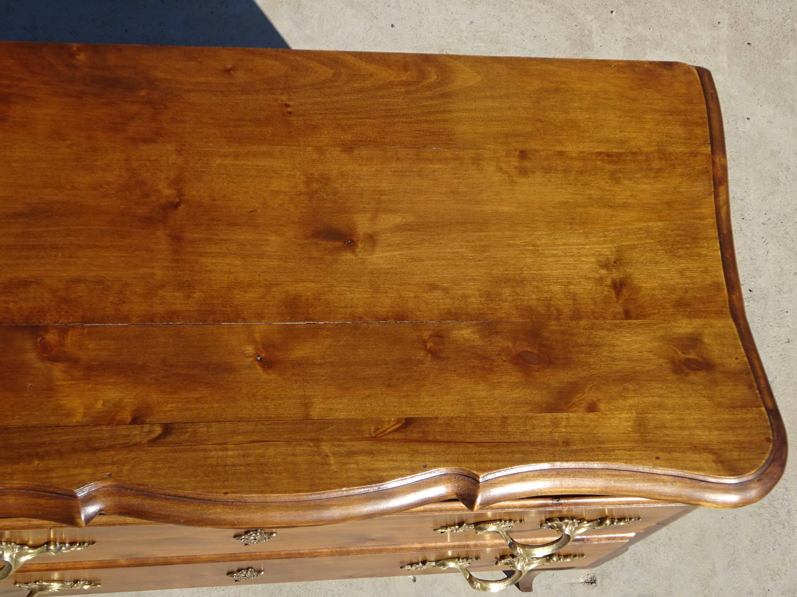 Commode 2 tiroirs de style Louis XV