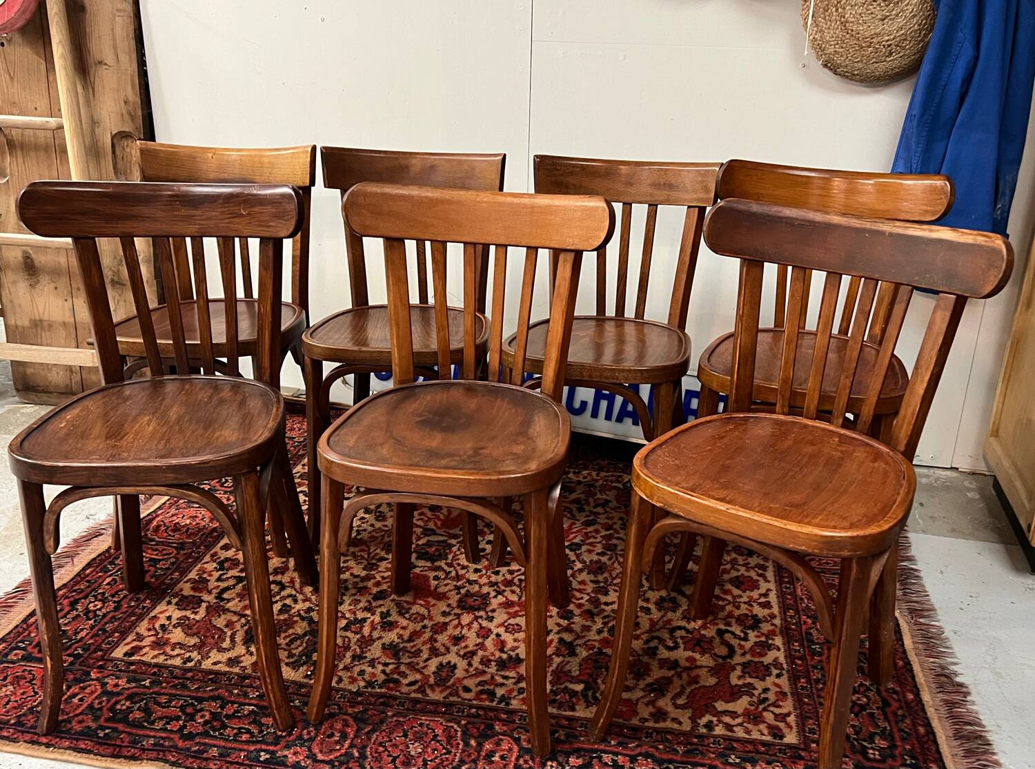 Anciennes chaises bistrot Baumann
