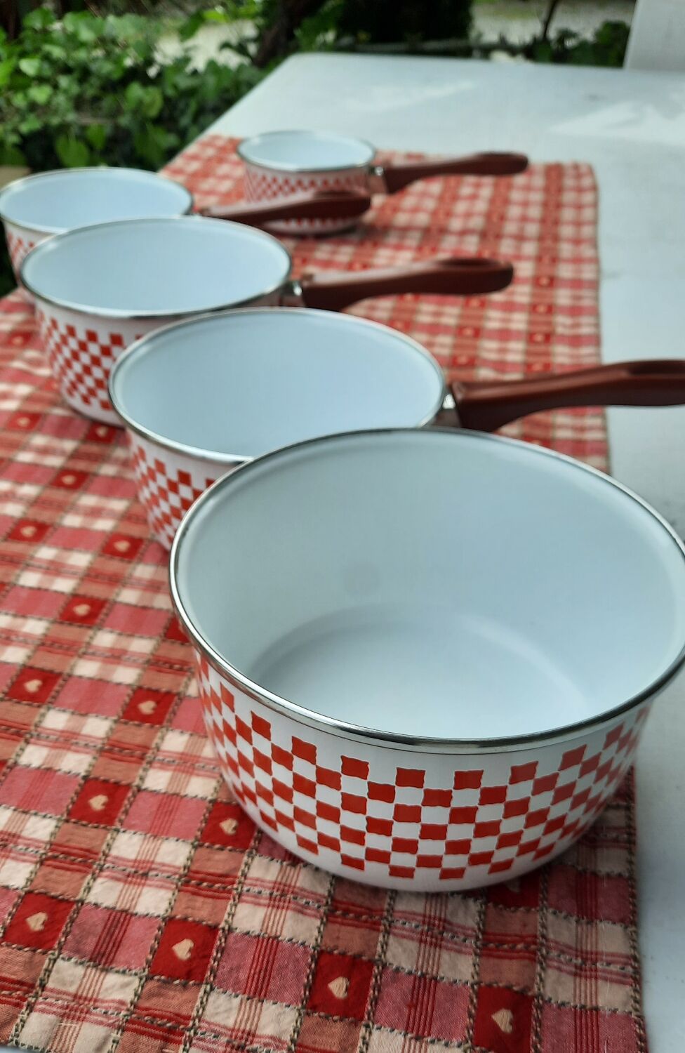 5 sitram “vichy” enameled saucepans