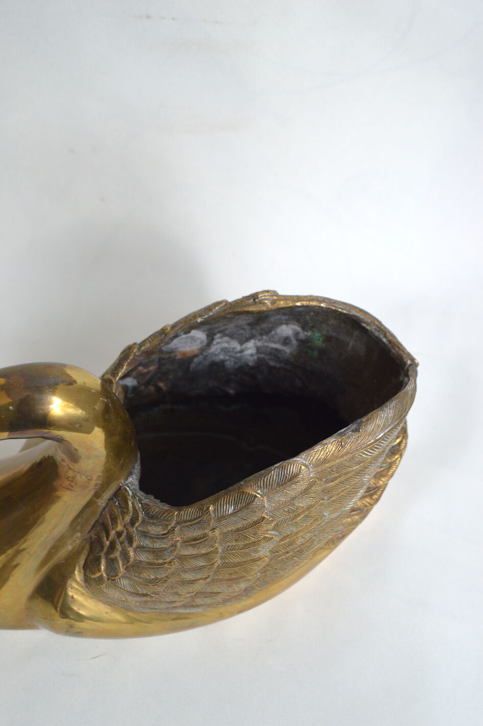 XXL brass swan pot cover