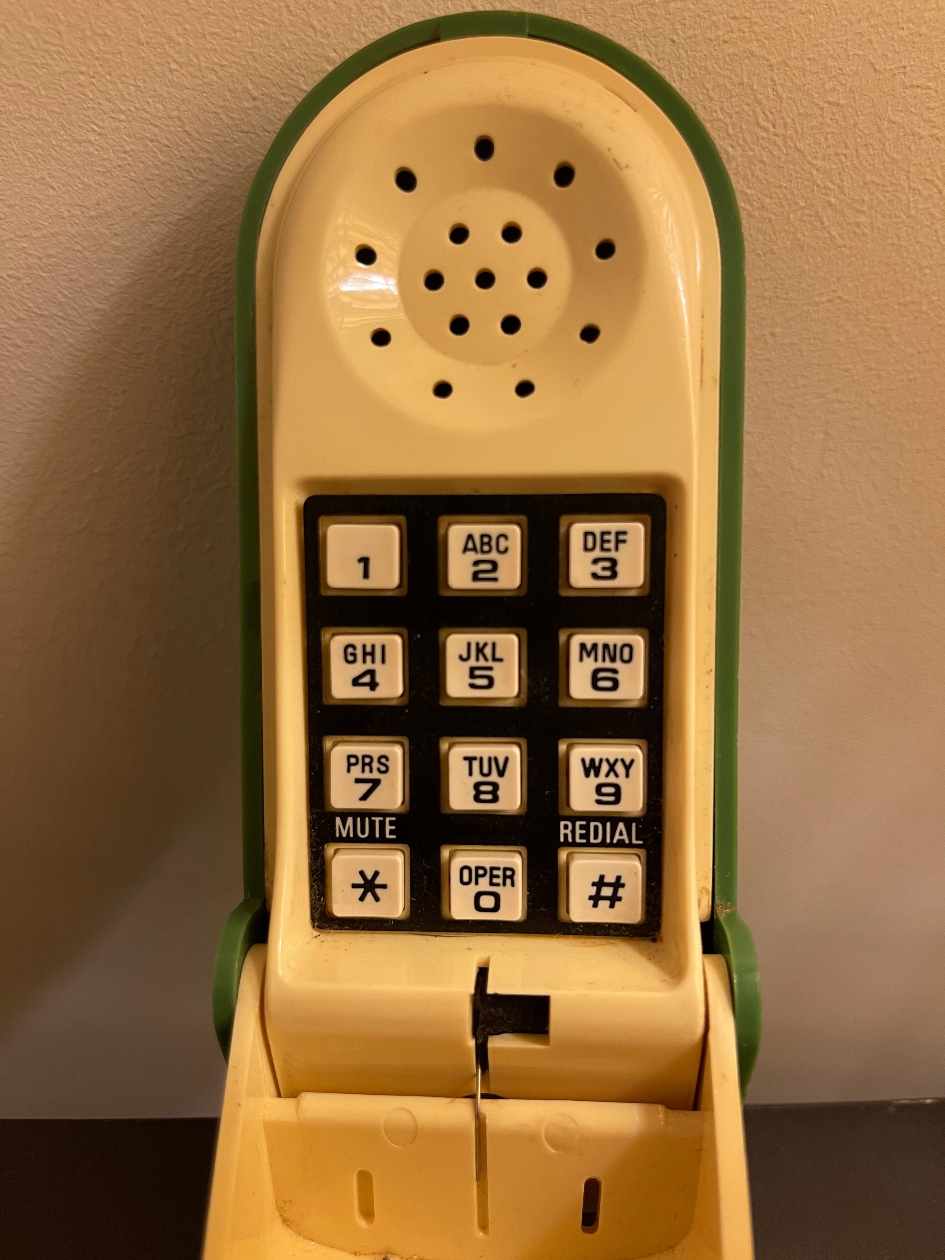 Frog phone - David Craft - 80's