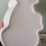 Cracked glazed faience in a zoomorphic design