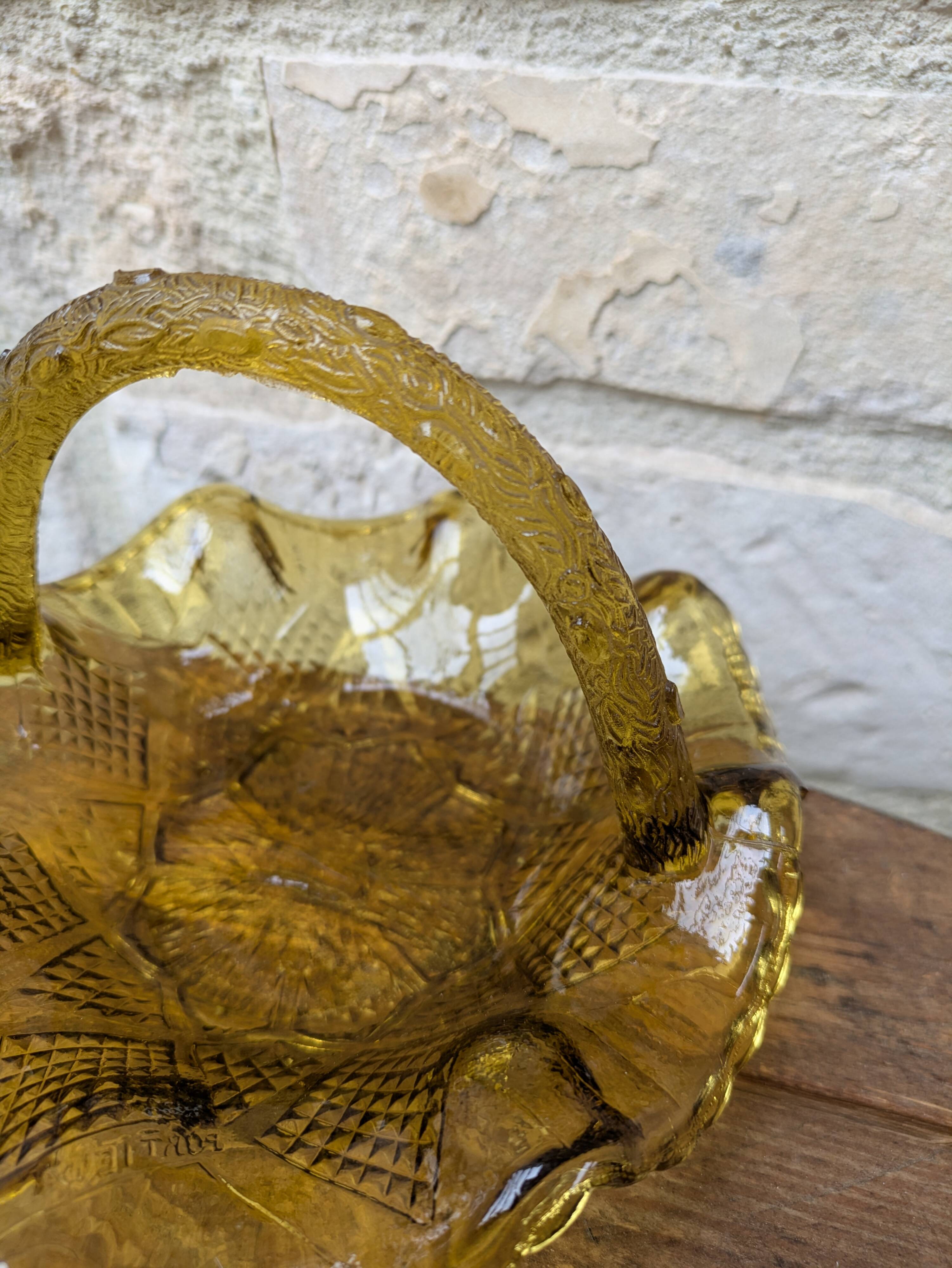 Small amber yellow glass pocket basket Portieux France