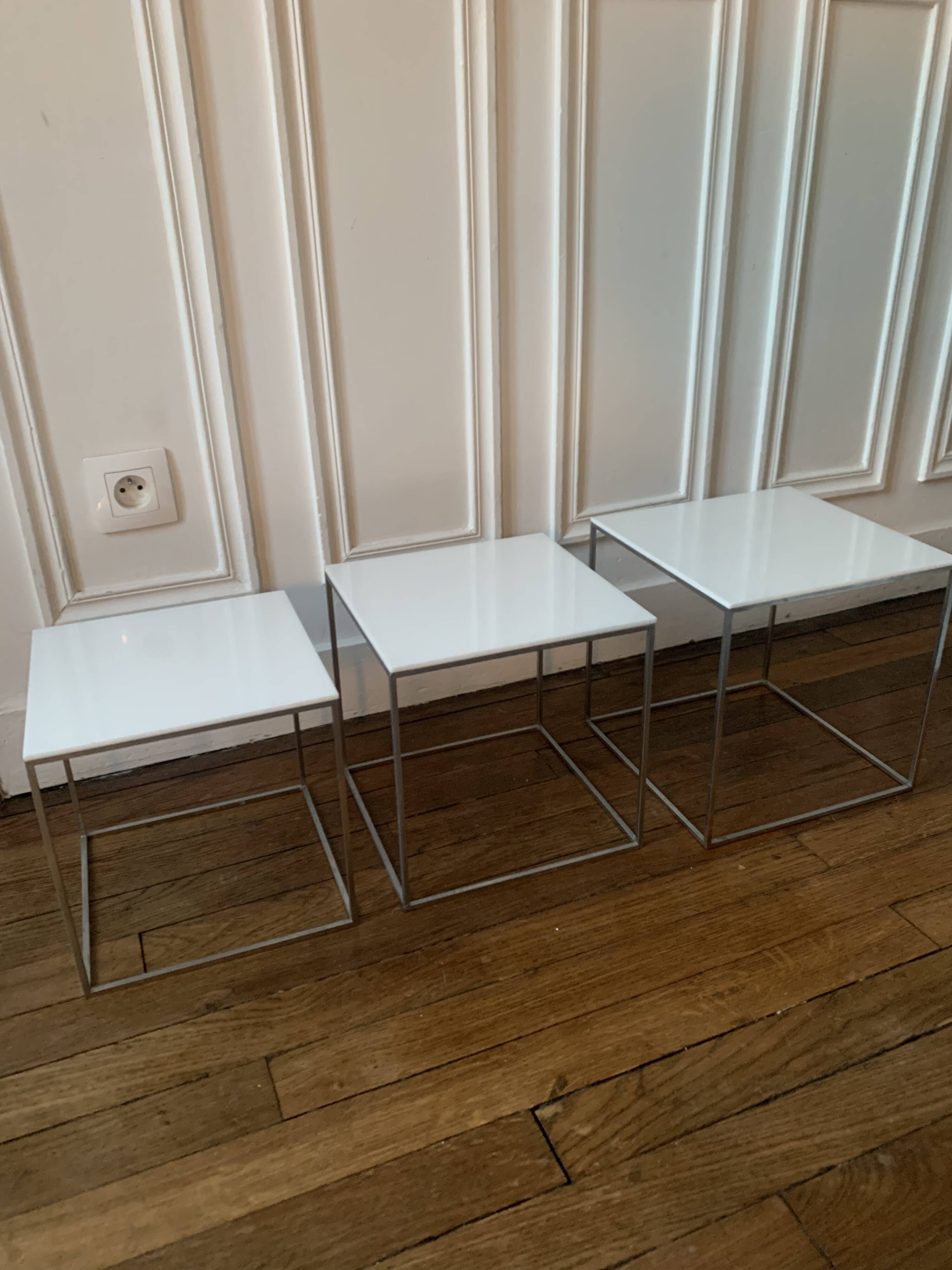Tables gigognes PK71 de Poul Kjaerholm