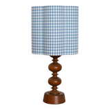 Lampe à poser, pied en bois tourné 1960 et abat-jour vichy bleu ciel