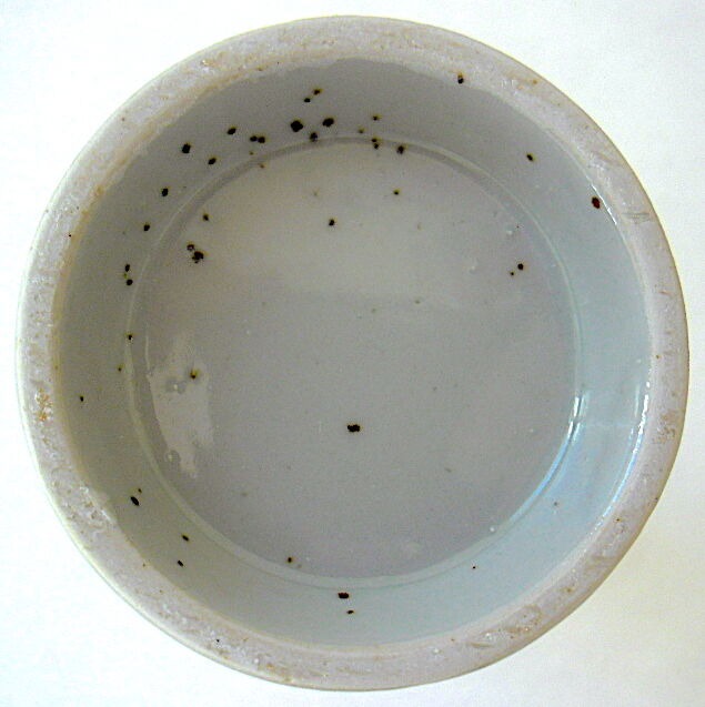Far Eastern porcelain sake service consisting of a carafon and six cups