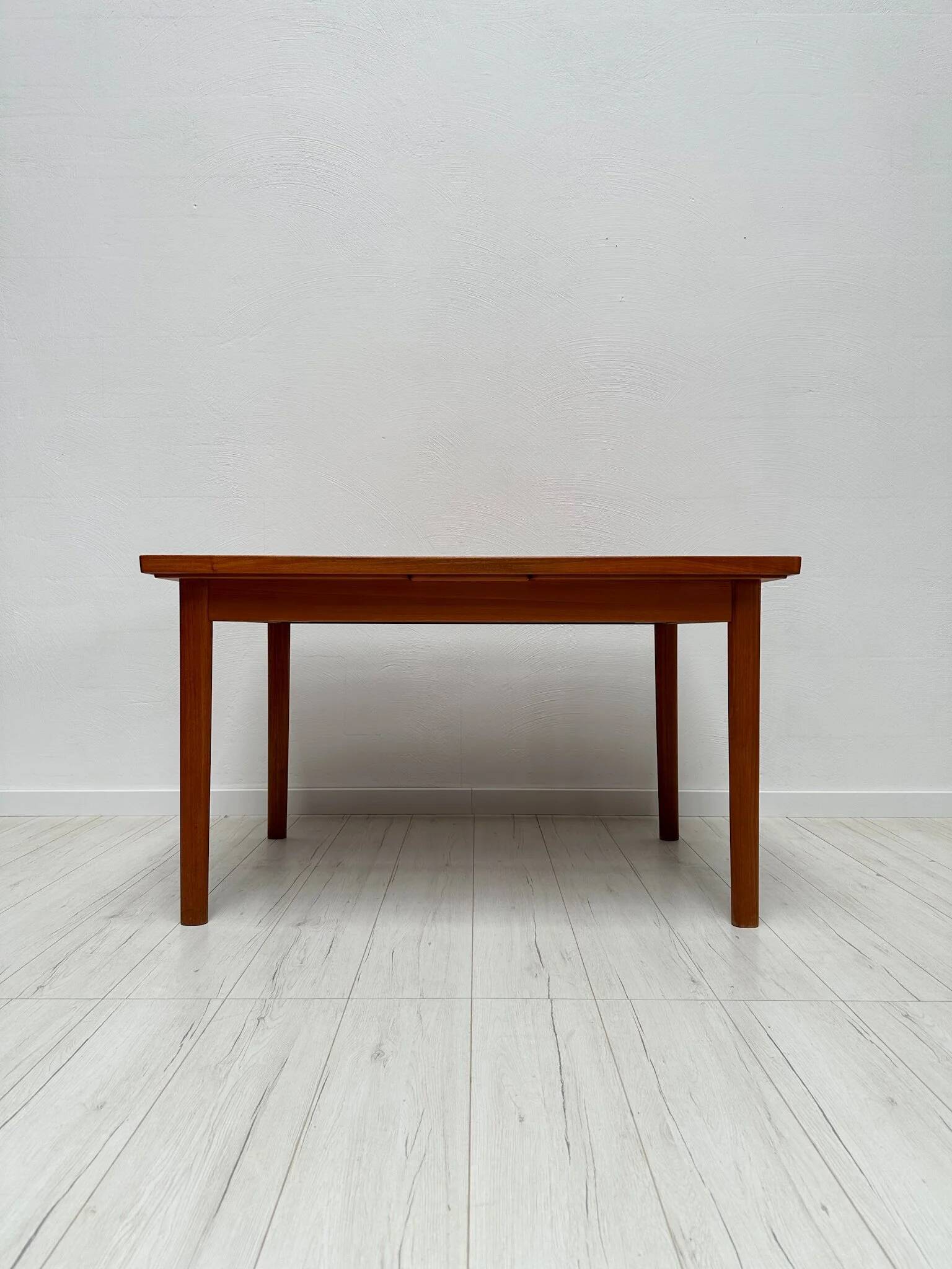 1960s large vintage Danish teak extendable dining table by Vamo Sønderborg