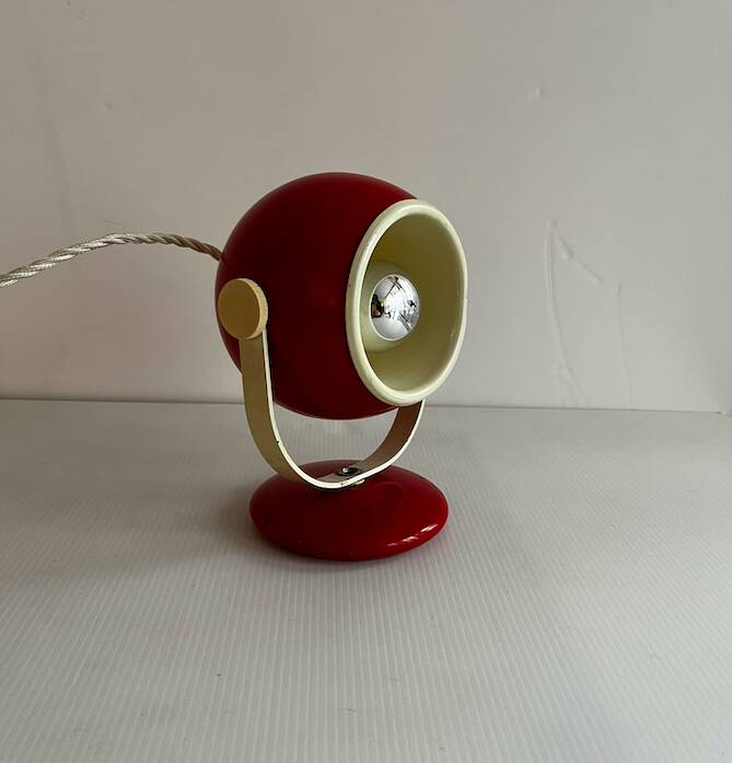 Red 70s eyeball table lamp