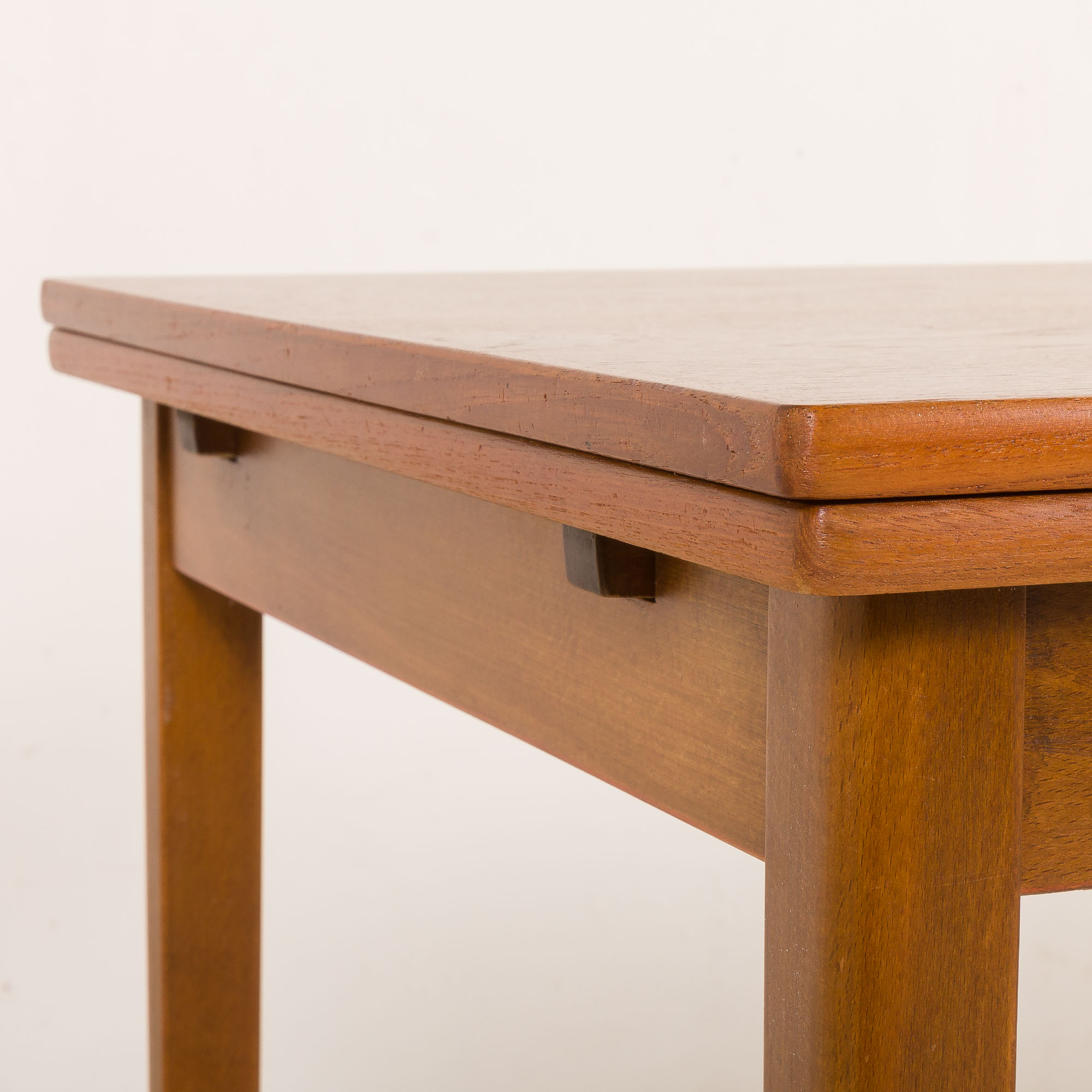 Small Danish extension table in teak, 1970s