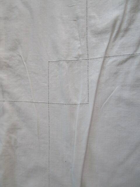 Housse d'édredon ancienne broderie de jours – 122 x 110 cm