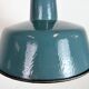 Lampe d'usine en émail pétrolier industriel avec dessus en fonte, années 1960.