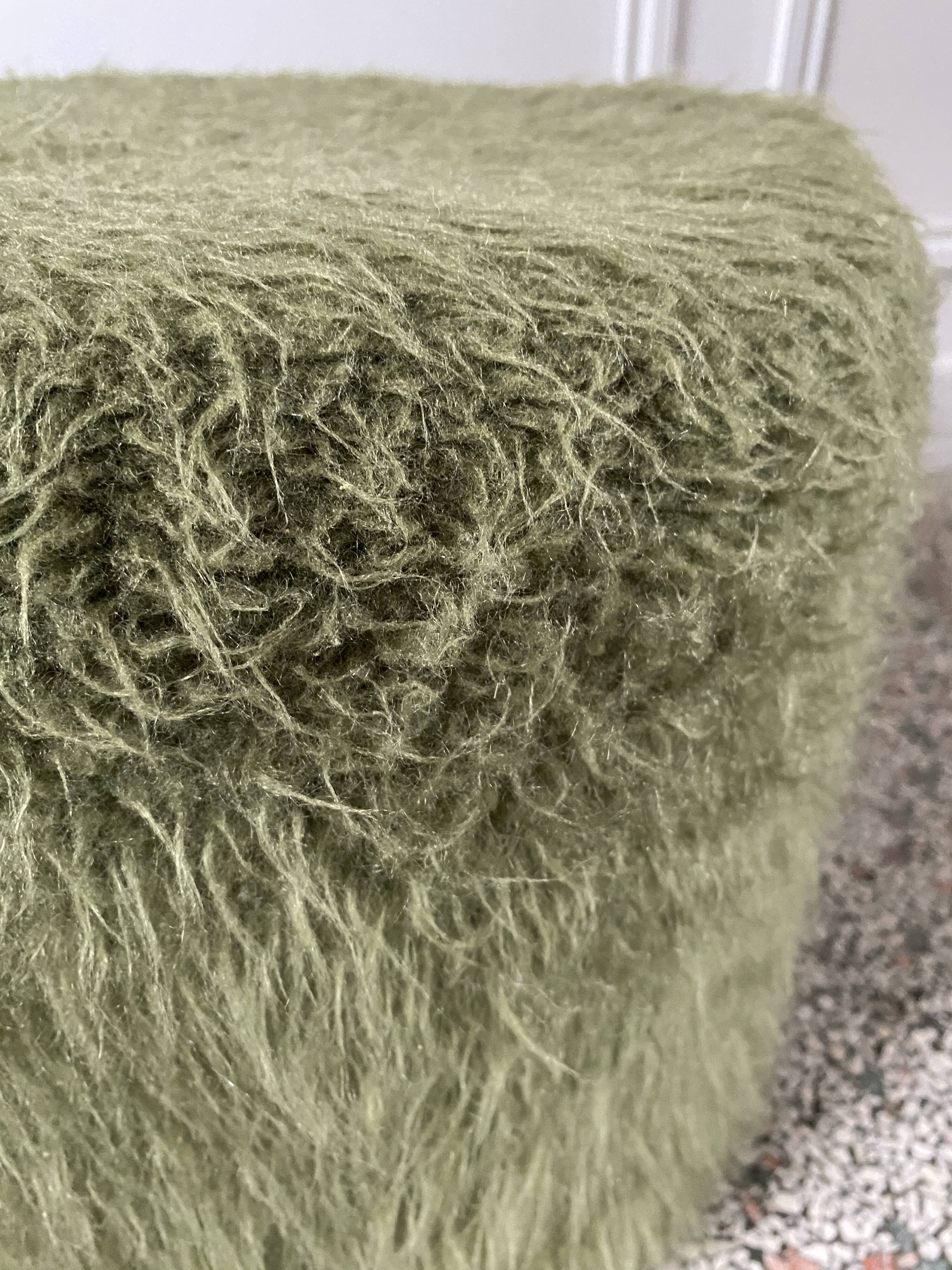 Pelfran pouf in vintage green mustache
