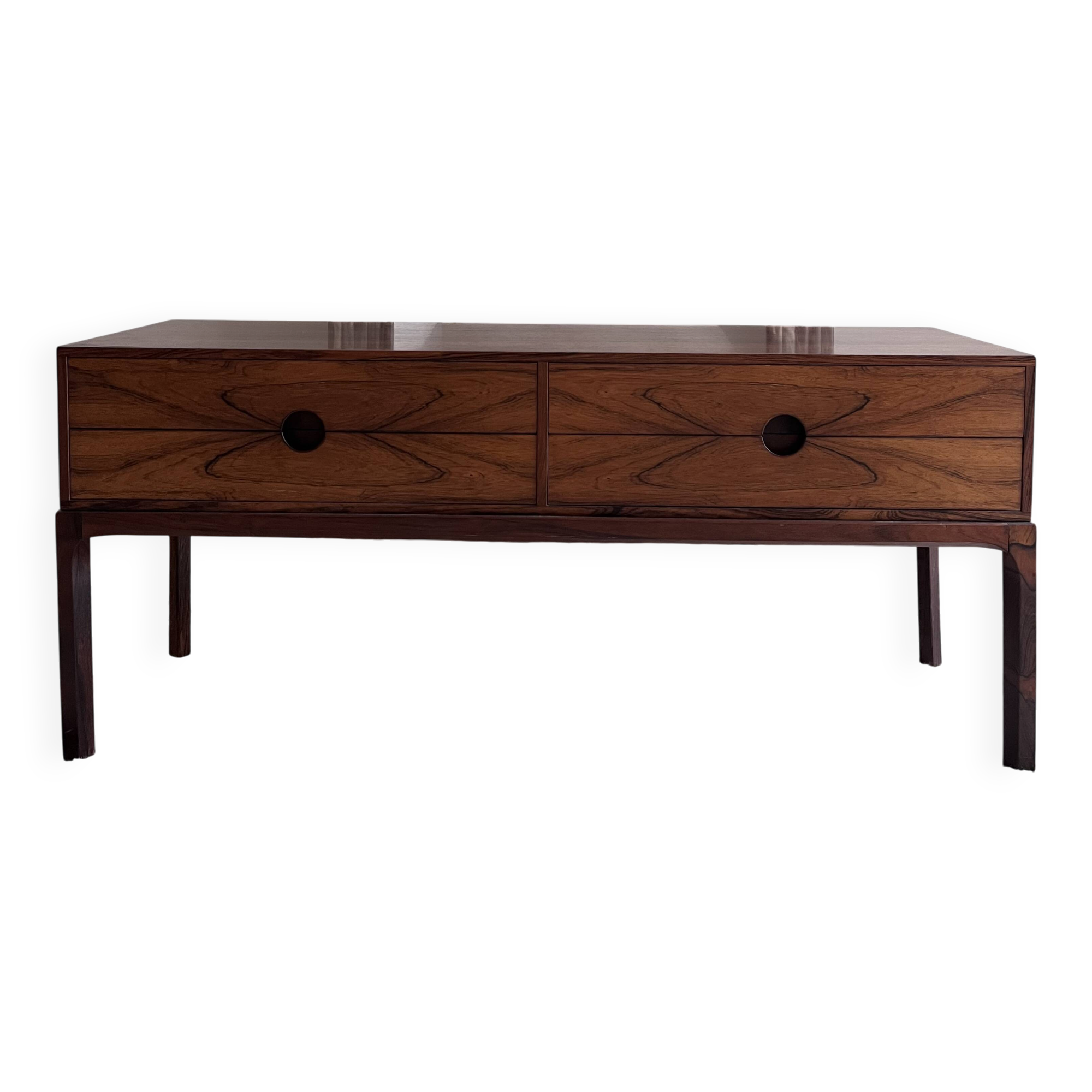 Low enfilade in rosewood by Kai Kristiansen for Aksel Kjersgaard