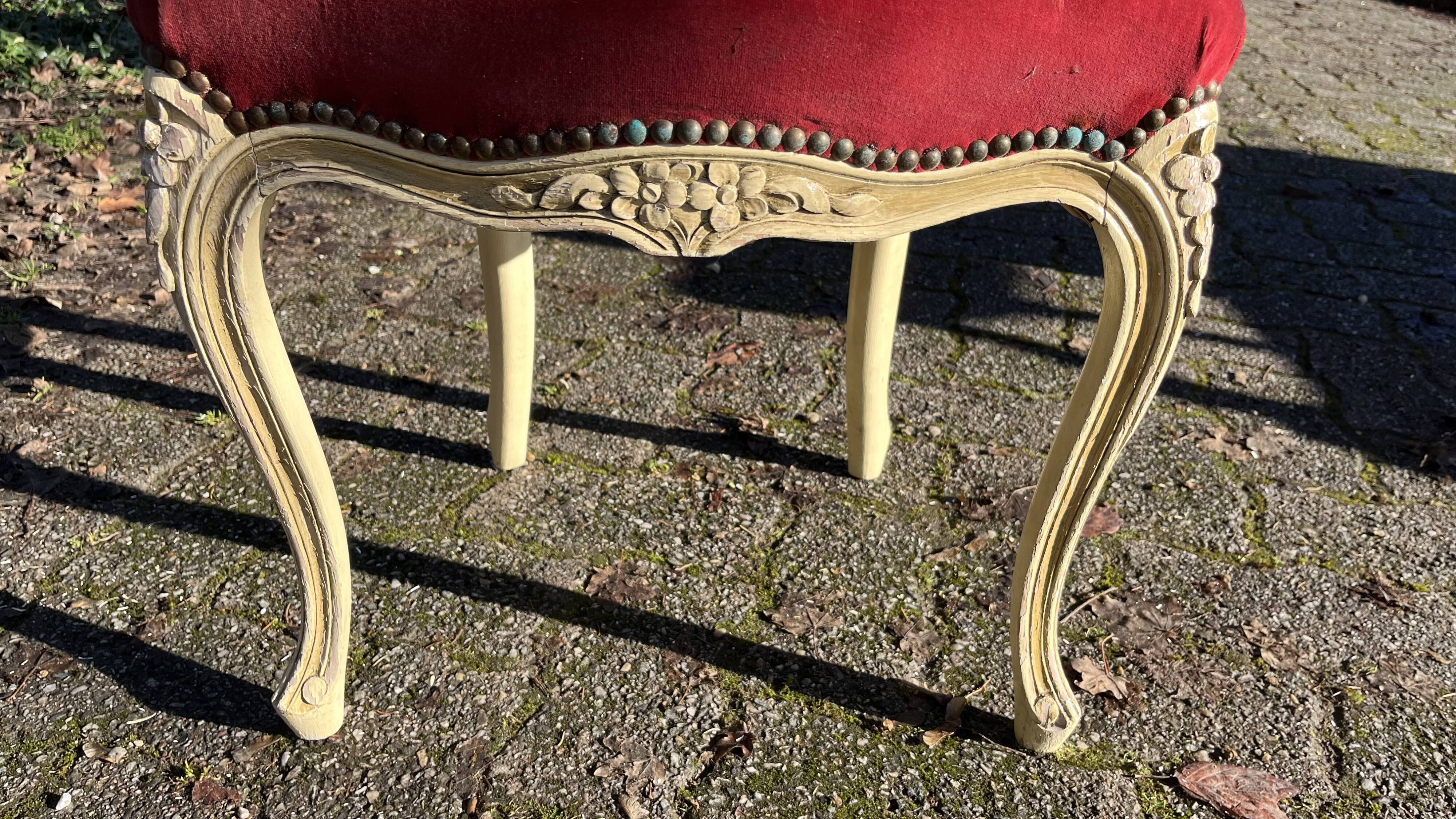 Paire de chaises style Louis XV