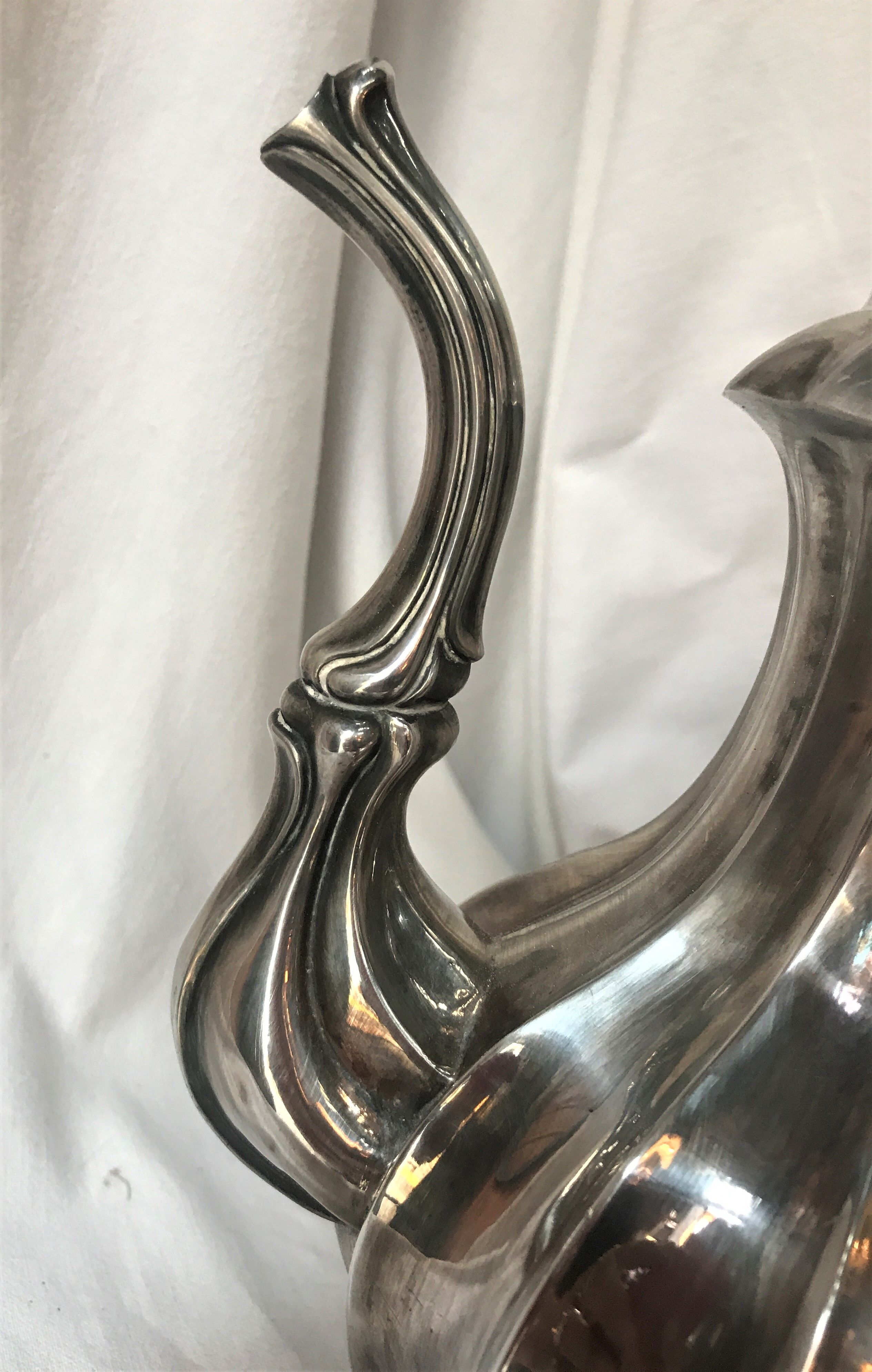 Louis XV-style silver metal cafeteria