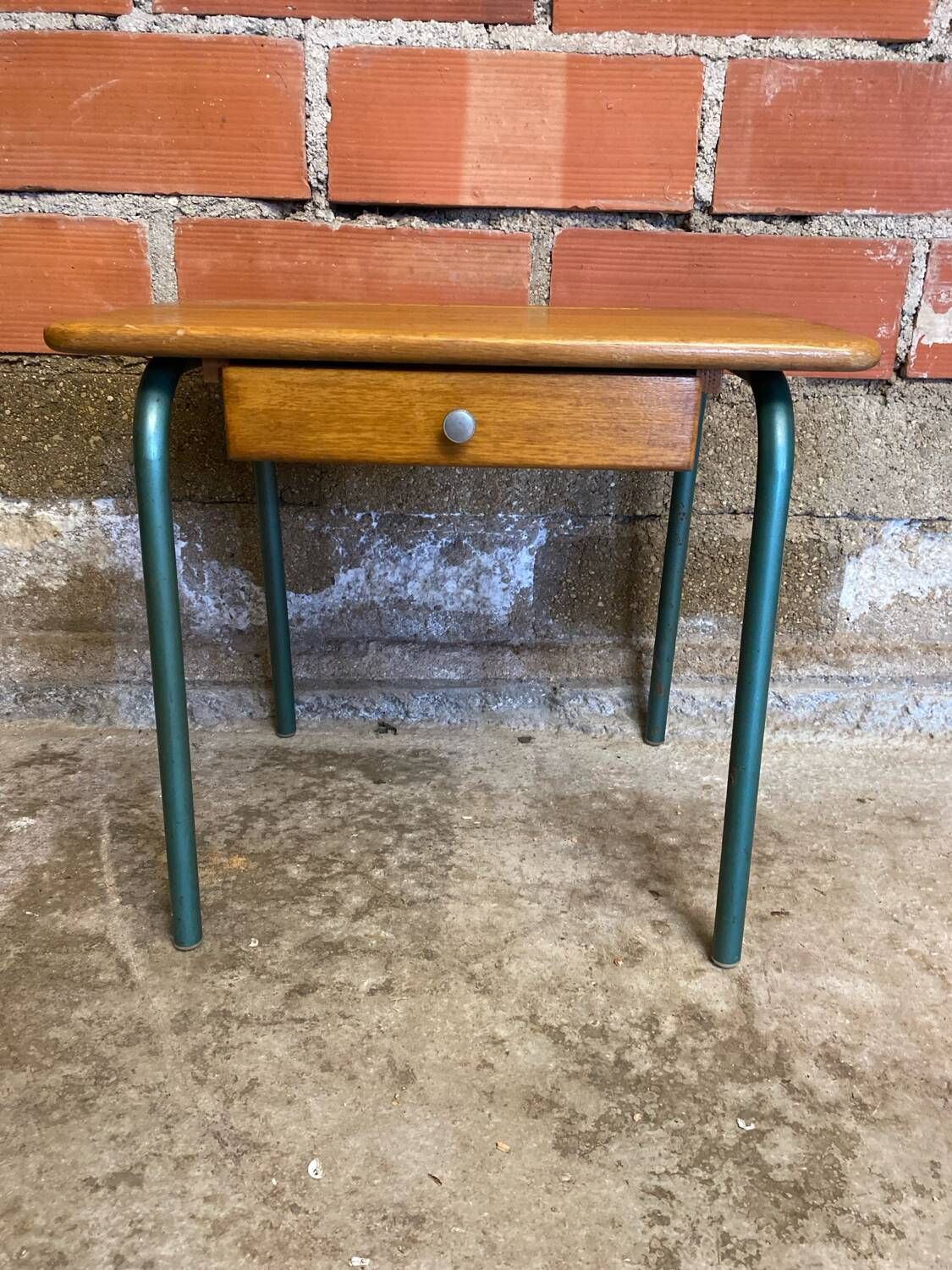 Bureau Ecolier MULLCA MCA 321 de Jacques Hitier Pieds Tube Métal & Bois