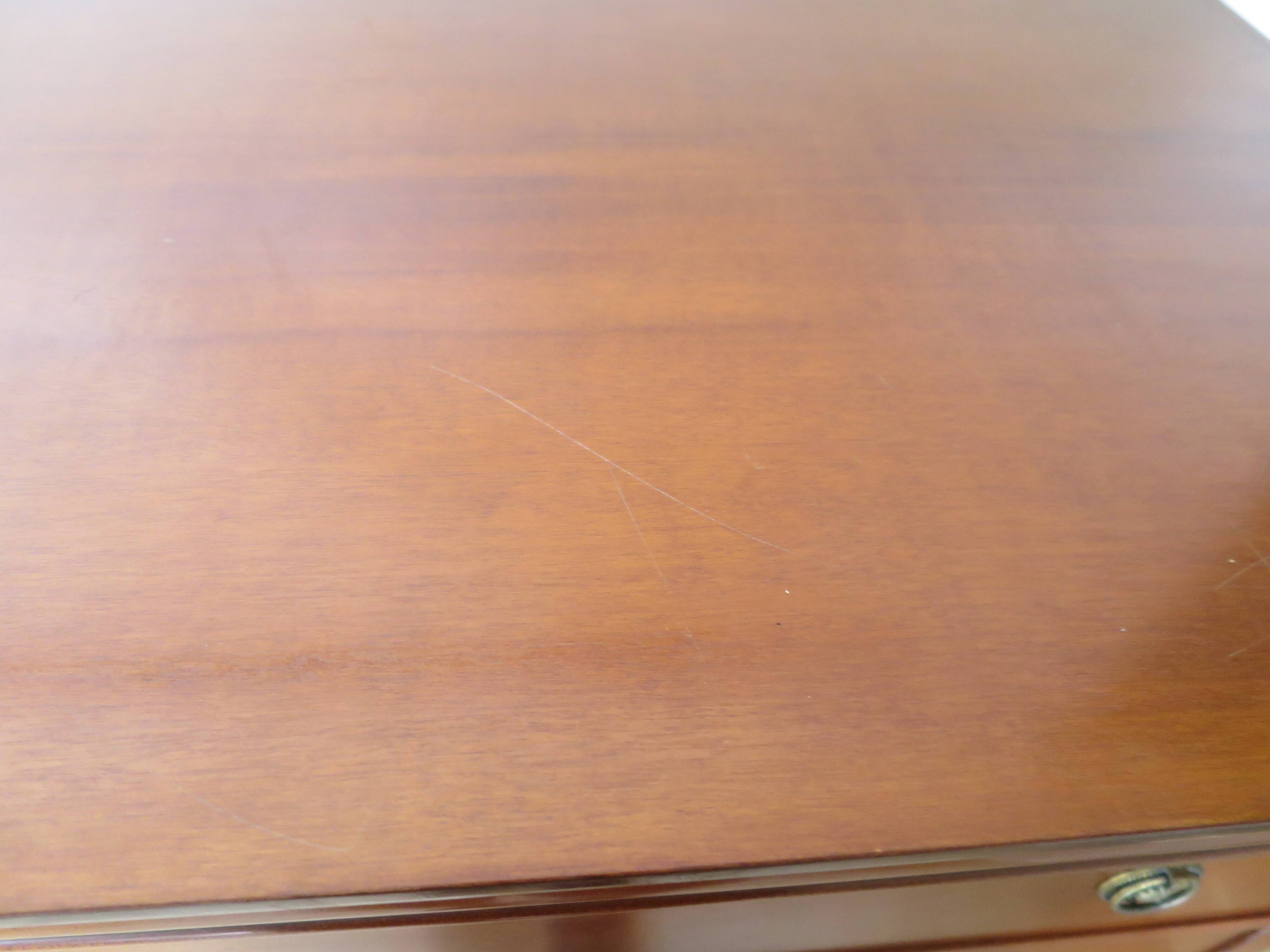 Louis Philippe style chest of drawers in cherry wood