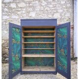 Shoe cabinet