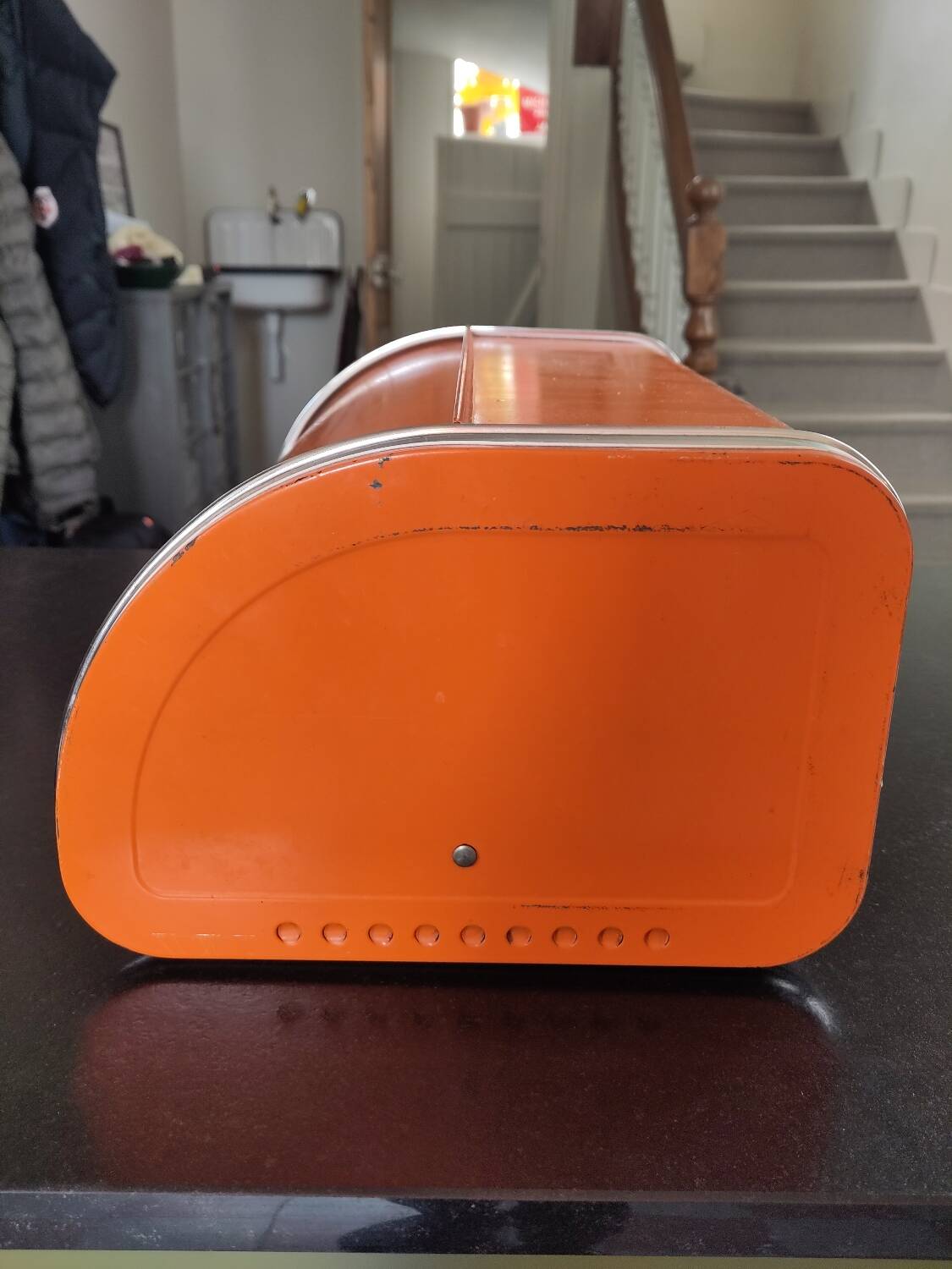 Bread bin 60