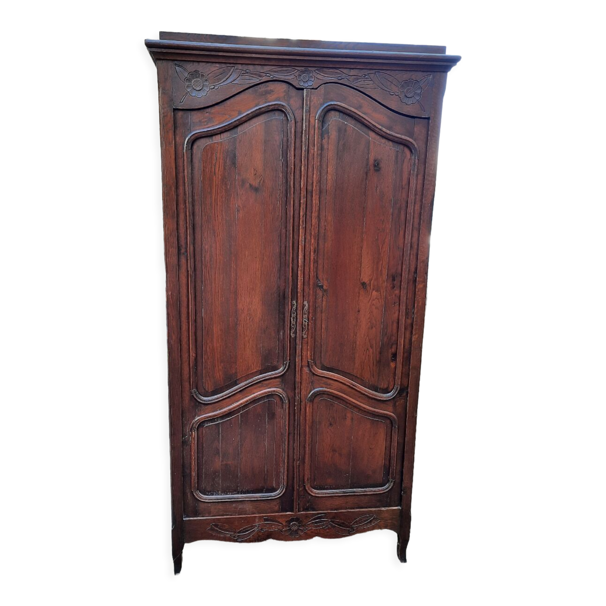Armoire vintage