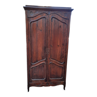 Armoire vintage