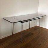 Extendable table