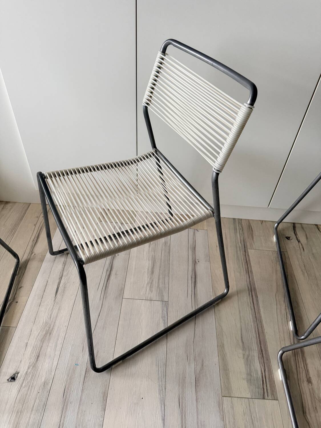 Set of 6 spaghetti design chairs from the 90s by Lisa Norinder – model