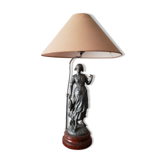 Sculpture lamp