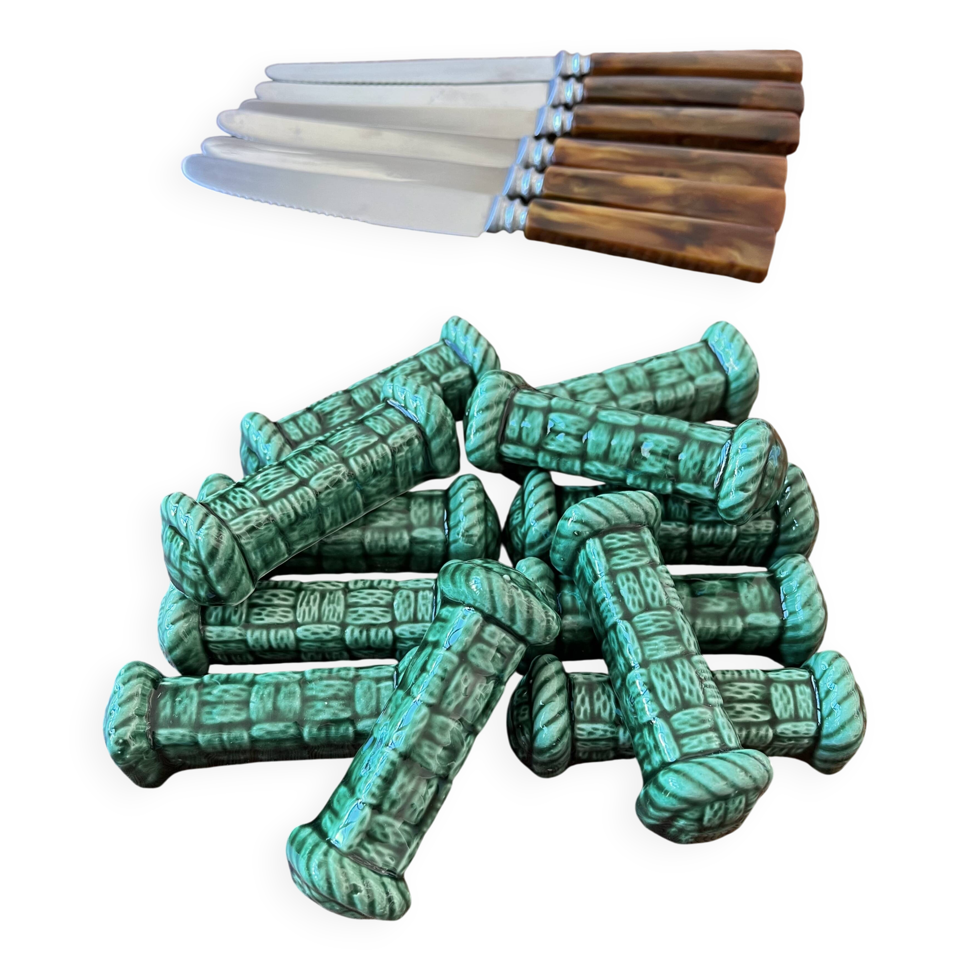 12 green ceramic knife holders