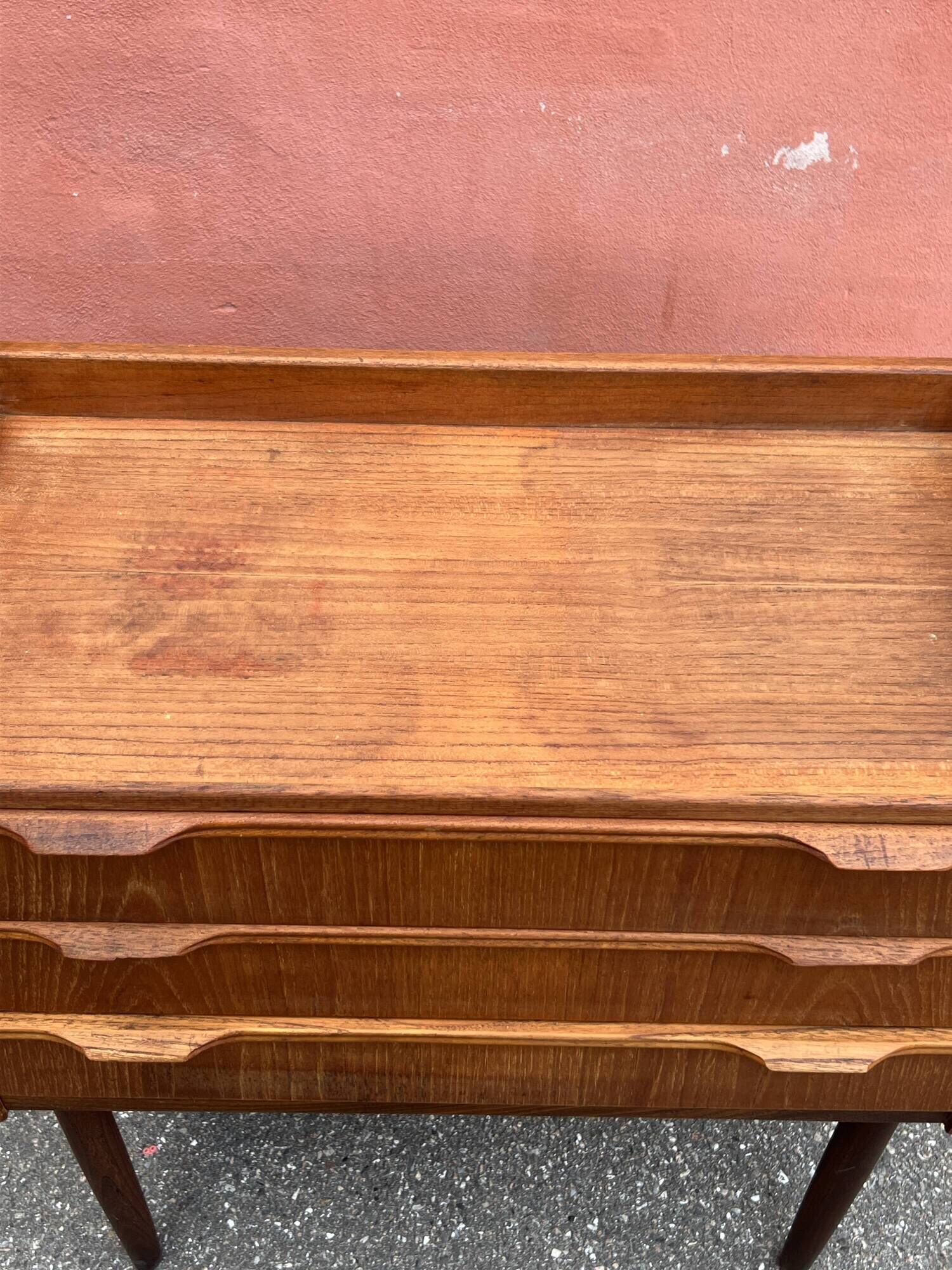 Danish vintage teak chest of drawers / nightstand, Mid century modern 1960