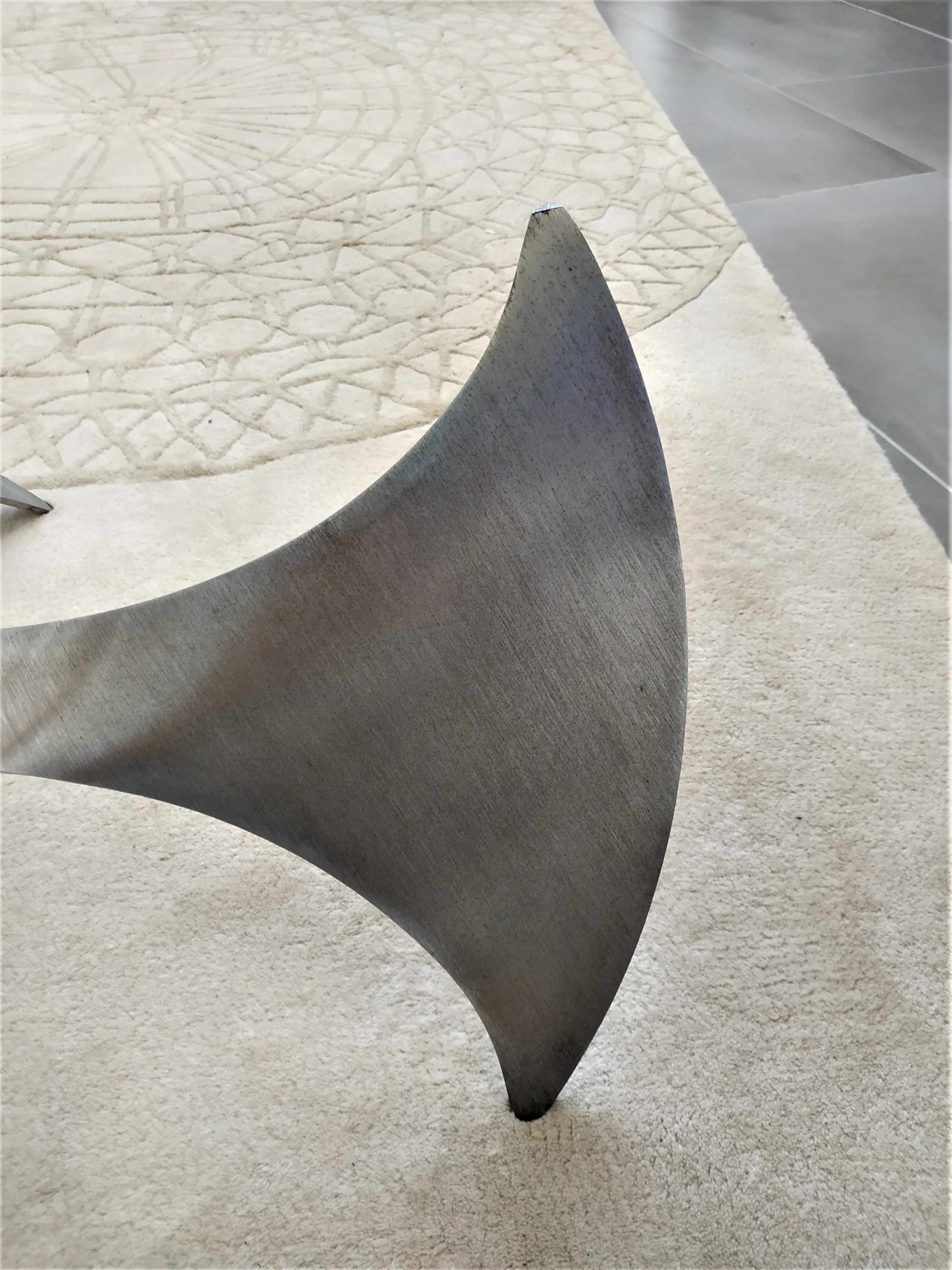 Round coffee table the Propeller (propeller) of Knut Hesterberg glass top and steel base
