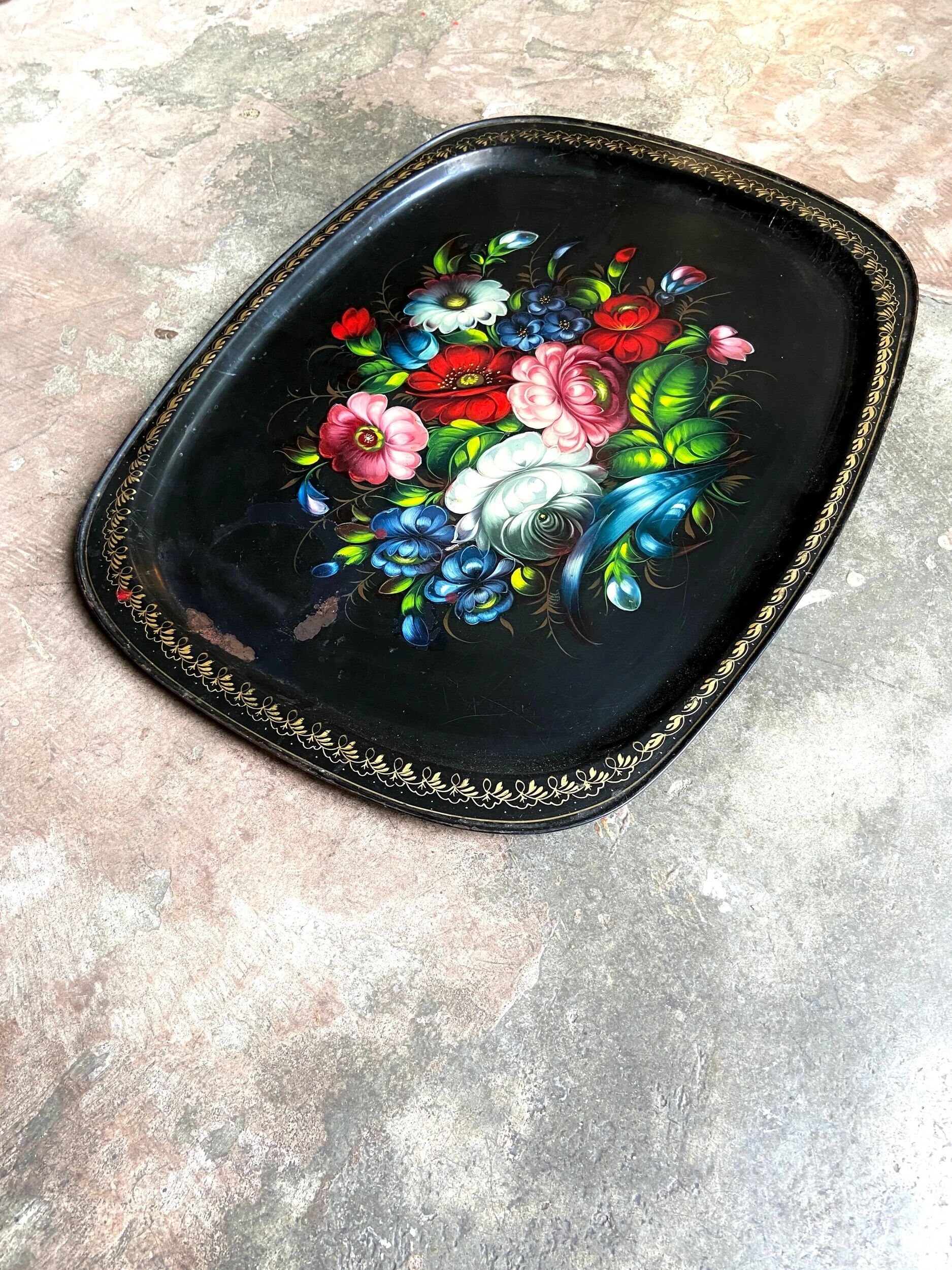Jostovo hand-painted metal serving tray