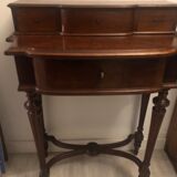 Small desk or fifth wheel