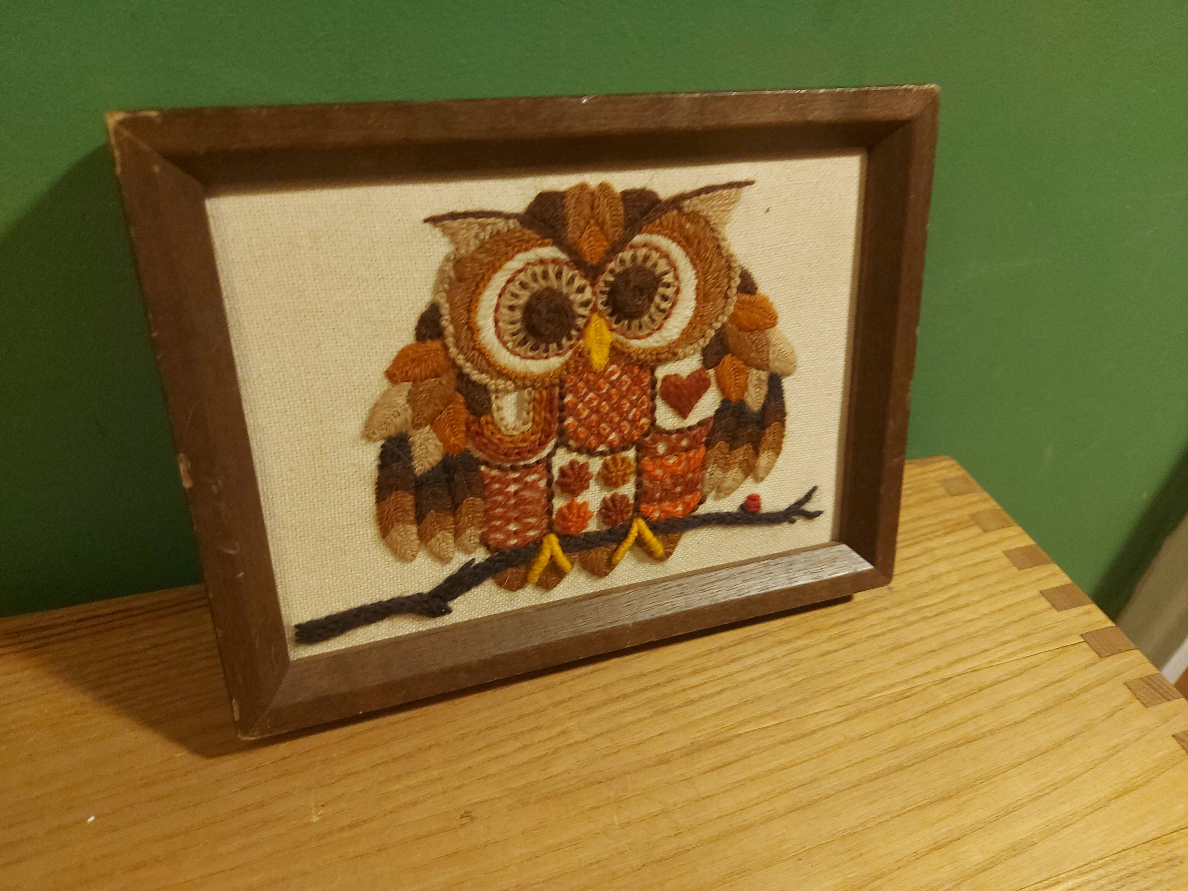 Tapestry decor of vintage owl 70'S, Sunset design